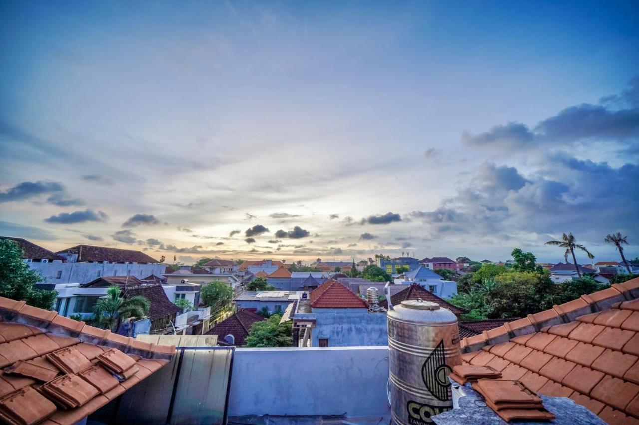 Padma Lodge Legian Семиньяк Экстерьер фото